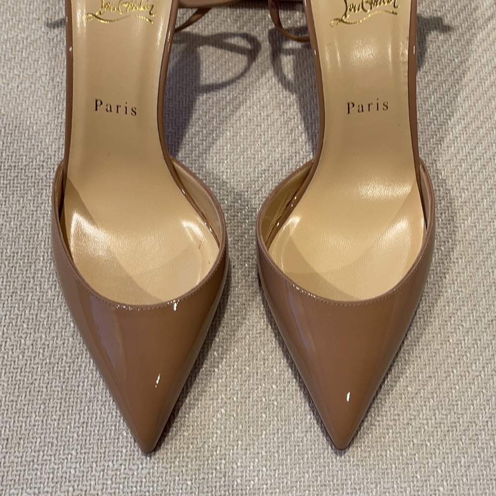 NWT Nude Patent Heels  Christian Louboutins